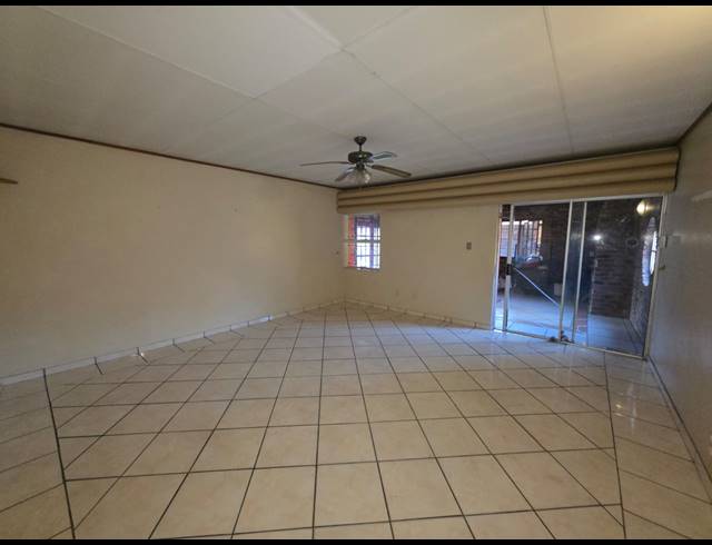 4 BEDROOM HOUSE FOR SALE IN SASOLBURG EXT 11